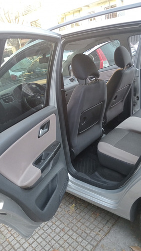 Volkswagen Suran 1.6 Comfortline 101cv 11a