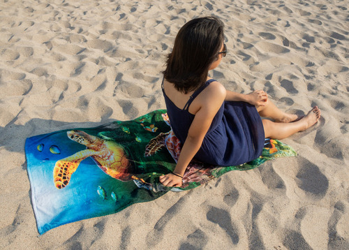 Toalla De Playa Estampada Tortugas, 100% De Algodón, Hilasal Color Verde Turtles Blue Sea