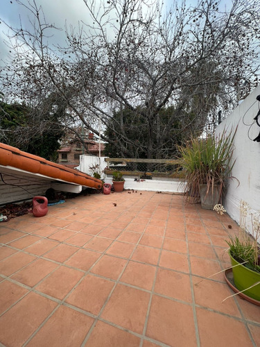 Casa Reciclada De 3 Ambientes - Florida B.