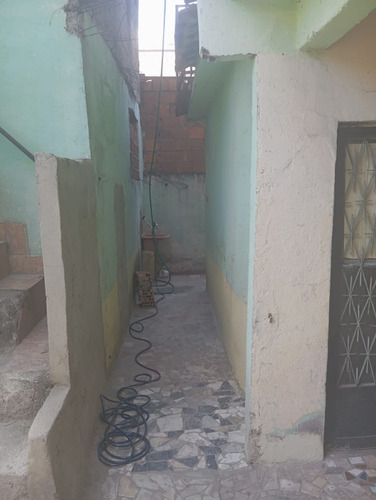 Terreno Com Duas Casas E Duas Lojas