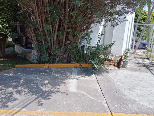 Bonito Y Agradable Departamento