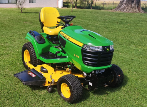 Tractor Cortapasto John Deere X750