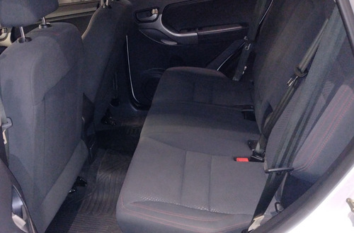 Imagen 6 de 15 de Chery Tiggo 3 Confort Manual 2016