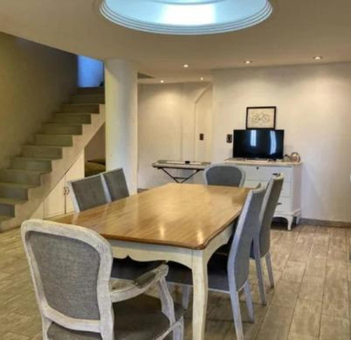 Ph En Venta - 4 Dormitorios 2 Baños - Cochera - 130mts2 - La Matanza