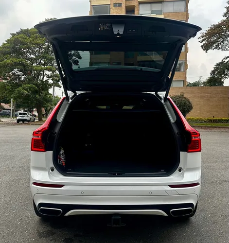 Volvo XC60 2.0 T5 Awd R-design