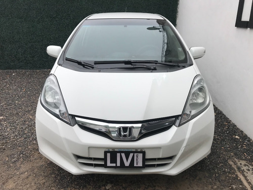 Imagen 4 de 18 de Honda Fit Ex Manual Año 2014 - Liv Motors