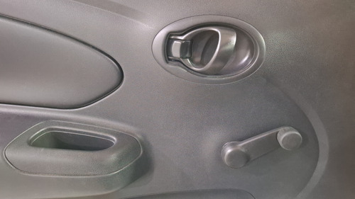 Nissan Versa 1.6 DRIVE AUTO