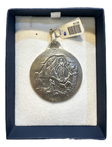 Medallón Cunero Virgen De Lourdes 4 Cm. Plata 925. Tuset.
