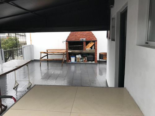 Imagen 3 de 7 de Alquiler - Departamento 2 Amb, Patio Y Parrilla - La Tablada