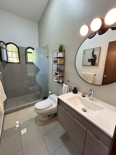 Josefina Toledo: Hermosa Casa En Venta En Guataparo Country Club, 980m², Pisos En Mármol, Pozo Y Planta, Caney, Parrillera, Bellas Áreas Verdes, Alta Seguridad, 219257