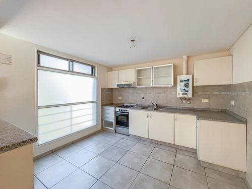 Departamento En Venta, 2 Dormitorios, Balcon, Zona Rio