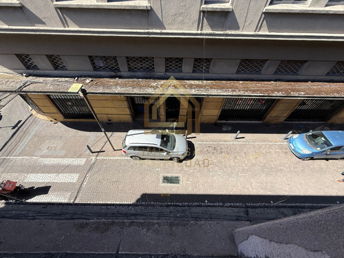 Depto. 132 M2 En Centro De Concepción, Uso Residencial