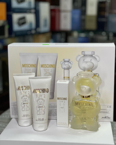 Perfume Moschino Toy 2 Estuche Set De 4 Piezas Para Dama