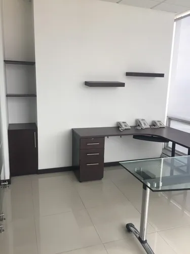 Oficina En Arriendo En Bosque De Pinos-usaquén. Cod A1614397