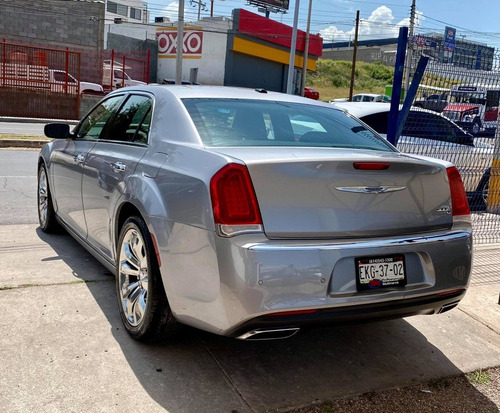 Imagen 7 de 14 de Chrysler 300c 2015