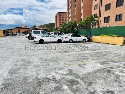Apartamento En Venta Clnas De La Tahona 26-335 Xiolimar Loza