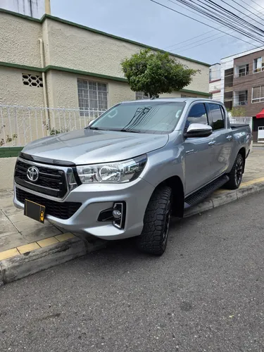 Toyota Hilux 2.4