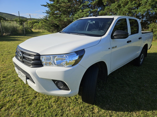 Toyota Hilux 2.4 D.cab. T.dsl Dx