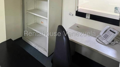 Oficina En Venta En Torre Europa De Campo Alegre 25-19531 Cs