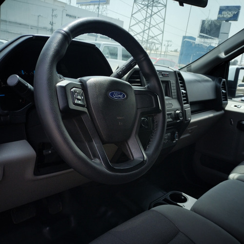 Ford F-150 5.0l Doble Cabina V8 4x4 At