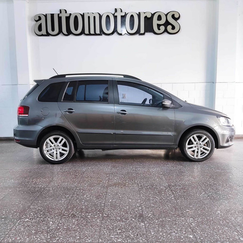 Imagen 8 de 14 de Volkswagen Suran 1.6 Imotion Highline 2018 Financio/permuto!