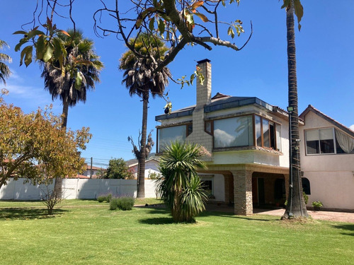 Hermosa Casa En La Cruz