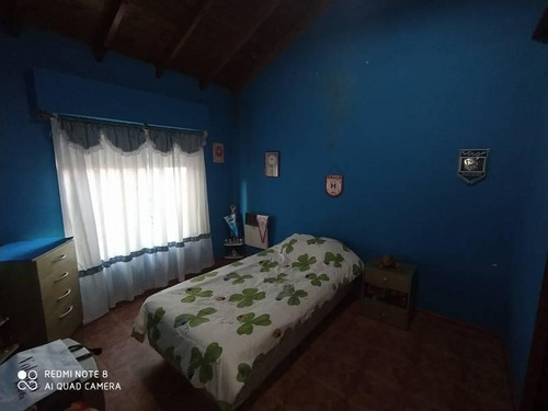 Propiedad En Block - Local, 2 Ph De 3 Ambientes, Y Un Local Y Duplex Para Construir - Lanús Oeste