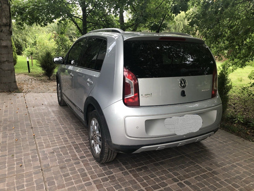 Volkswagen Up! Cross Versión 1.0