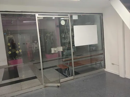 Local 2-20 Bulevar Niza 2 Piso 26mts Con Mezzanine