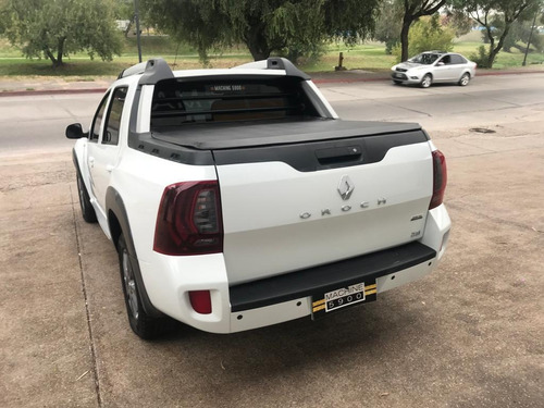 Imagen 6 de 12 de Renault Duster Oroch 2.0 Outsider Plus 2016