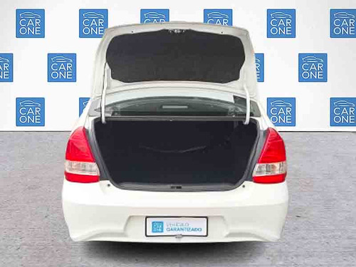 Toyota Etios 1.5 X MT6 4P