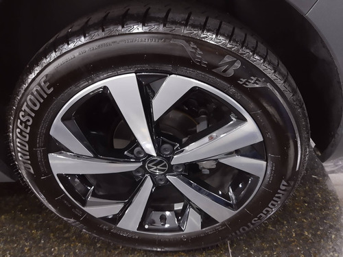 Imagem 12 de 15 de Volkswagen Nivus 1.0 200 Tsi Total Flex Highline