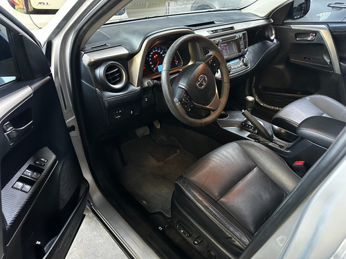 Imagen 11 de 15 de Toyota Rav-4 4x4 At