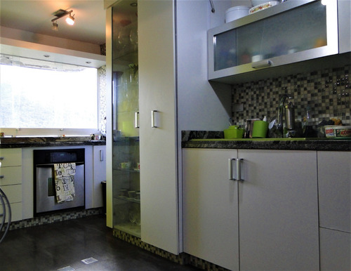 Imagen 5 de 12 de Pent House En Venta Con Hermosa Vista Al Volcan