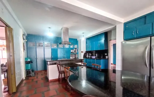 Los Samanes Casa En Venta