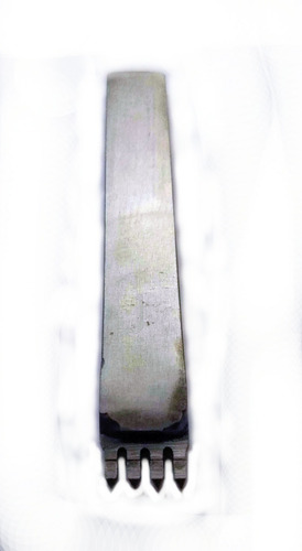 Imagen 2 de 3 de Herramienta Tenedor Marcador Puntadas Cuero 3 Mm 5 Dientes