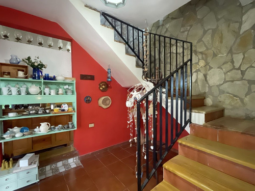 Villa Campestre Con Excelentes Vistas A Las Montañas En San Cristobal