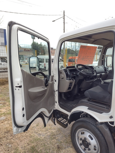 Imagen 6 de 14 de Nissan Cabstar 2.5 3.8 Ton Hd Extendida Ac