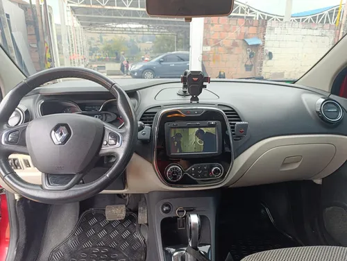 Renault Captur 2.0 Intens Automática
