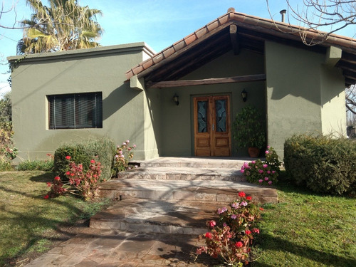 Imagen 1 de 12 de Casa En Bº Privado Club De Campo