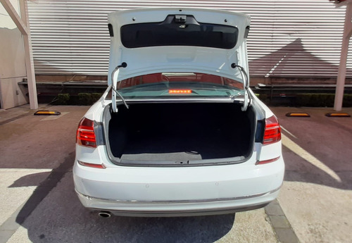 Imagen 10 de 15 de Volkswagen Passat 2019 2.5 Tiptronic Sportline At