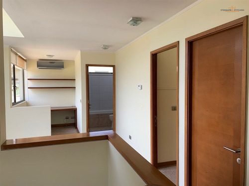 Hermosa Casa Condominio I 6d I 4.5b I Estac I Bod I Craig Ho