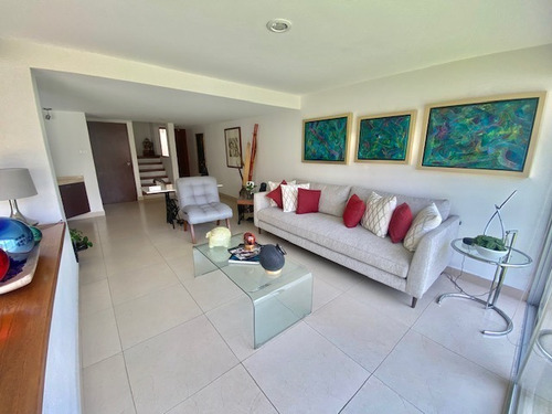 Imagen 1 de 18 de Casa En Venta En Las Aguilas Lista Para Habitarse