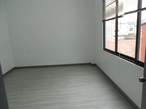 Excelente Planta Oficinas Sector Bancario Uf85
