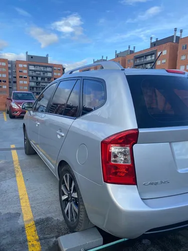 Kia Carens 2.0 Rondo Ex