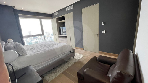 Penthouse En Renta En Penninsula Tower