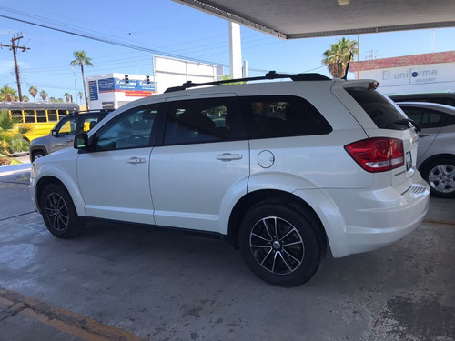 Imagen 6 de 11 de Dodge Journey 2018