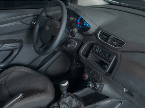 Chevrolet Onix 1.4 MPFI LT 8V FLEX 4P MANUAL