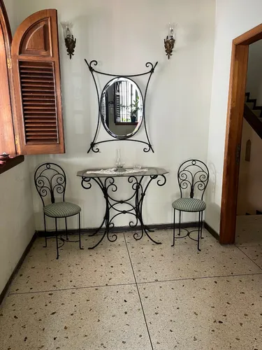 Vende Casa Urb. La Viña