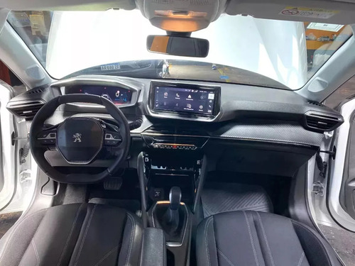 Peugeot 208 1.6 Feline Tiptronic